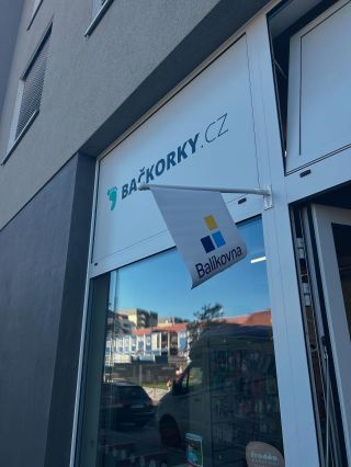 Máme rádi lokalitu Modřan, a proto jsme šťastní, že jsme novou prodejnu 🏠 mohli otevřít u Modřanského cukrovaru, který...